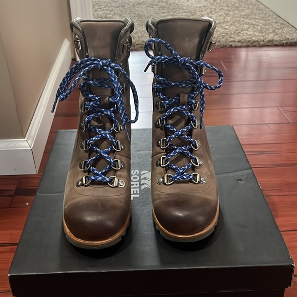 NWT Sorel Conquest Lace Up Wedge Boot - Picture 4 of 11